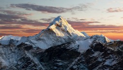 Pandemic Reaches World's Highest Peak As Climber Contracts COVID