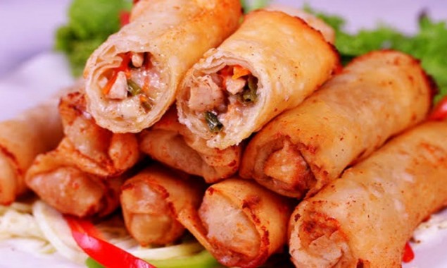 Ramadan Special: Serve These Crispy Chicken Shashlik Rolls On Iftar Table