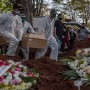 Coronavirus: Brazil reports more than 4,000 deaths in 24 hours for first time