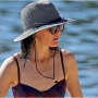 Take A Look At Rose Byrne Sizzling Look At A Beach