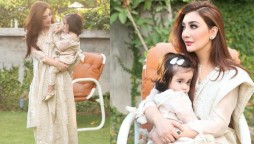 Aisha Khan with daughter Mahnoor