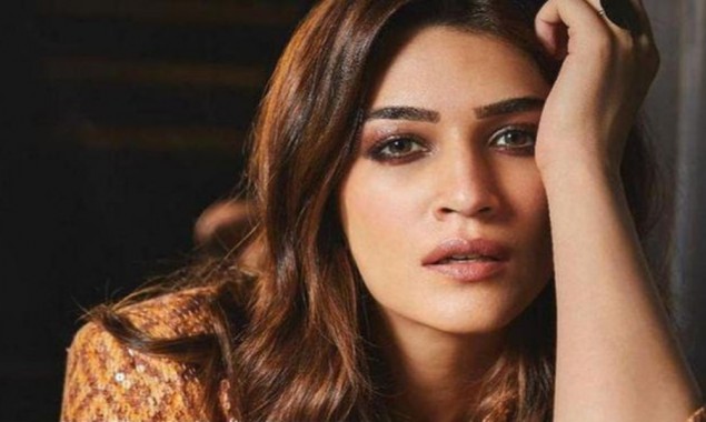Actress Kriti Sanon misses her time on sets amidst the ongoing pandemic