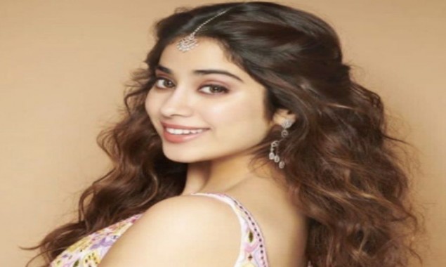 Jhanvi Kapoor In Tears After Watching Irrfan Khan’s Movie