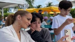 Jennifer Lopez