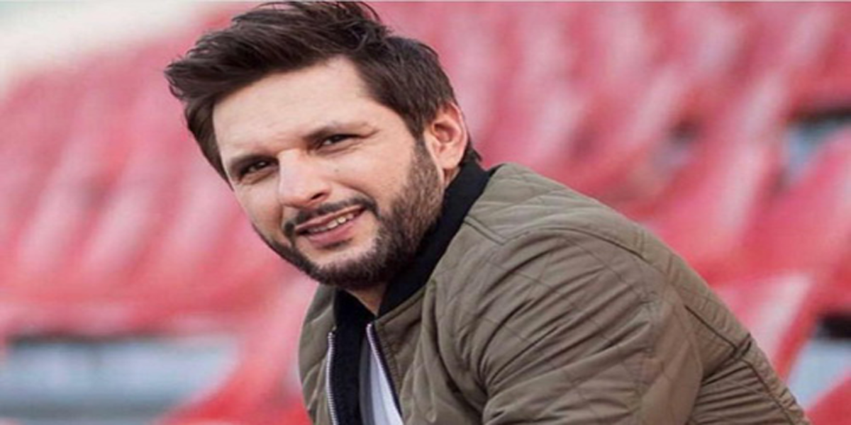 Shahid Afridi Receives Lifetime Membership of MCC