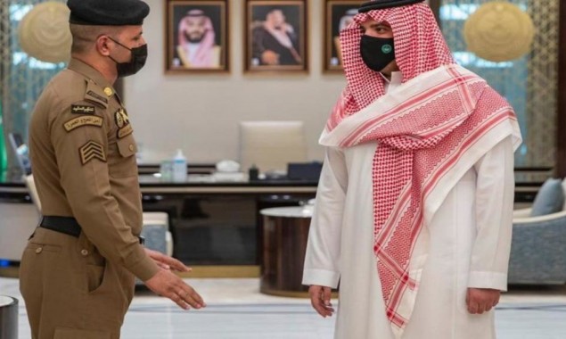 Officer Who Foiled Grand Mosque Attack Calls On Saudi Foreign Minister