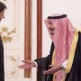 PM Imran To Fly To Saudi Arabia Saturday For 2-Day Official Trip