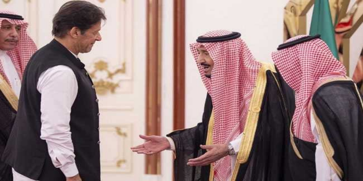 PM Imran To Fly To Saudi Arabia Saturday For 2-Day Official Trip
