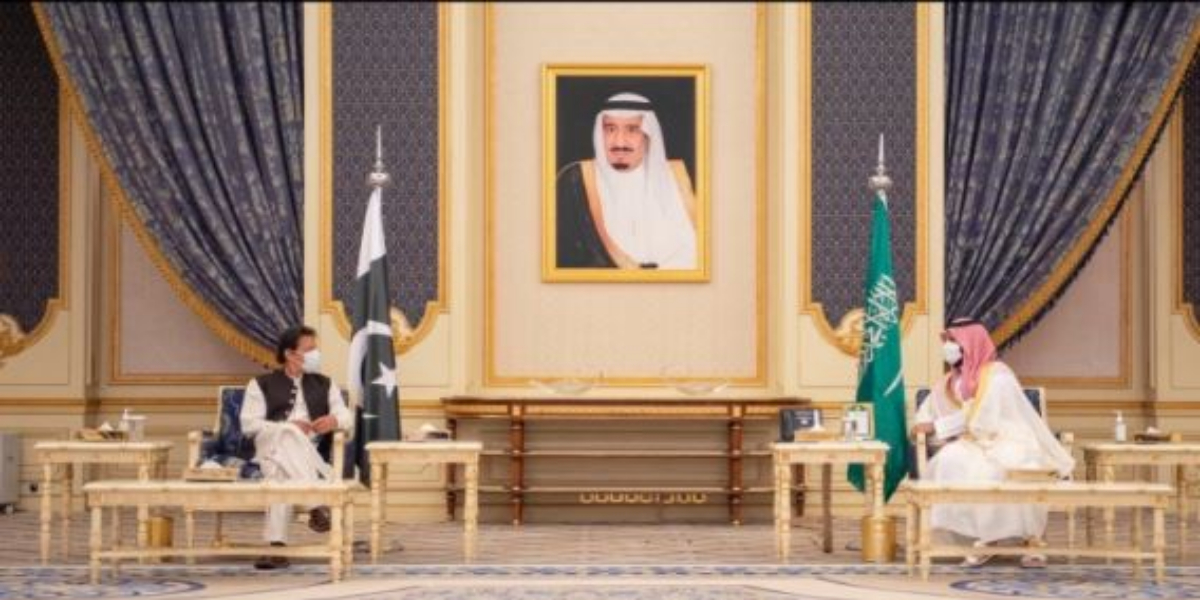 PM Imran's Visit to Saudi Arabia - The Key Points On The Agenda