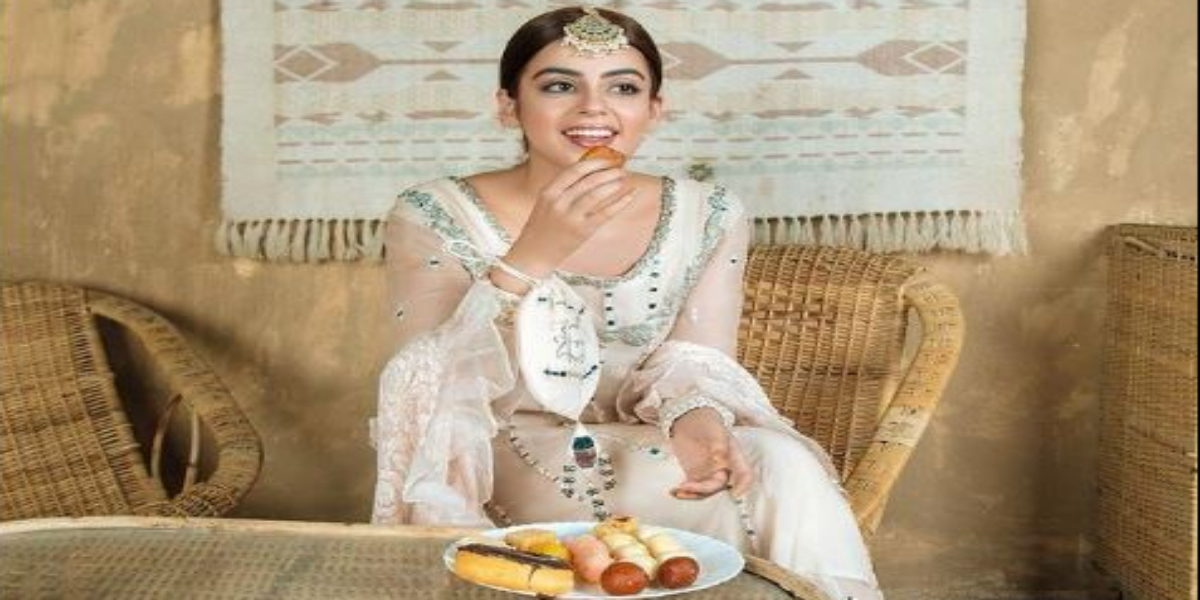 Yashma Gill Thinks She Deserves Plate Of Mithai For Fasting In Ramadan