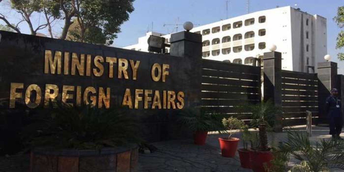 Pakistan condemns Israeli attack on Al Jazeera journalist Shireen Abu Akleh’s funeral