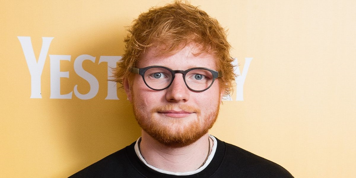 Ed Sheeran shows up at a Birmingham pub and curry house unexpectedly