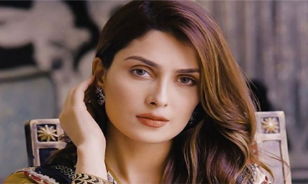 Ayeza Khan sheds light on how to avoid conflict in showbiz industry