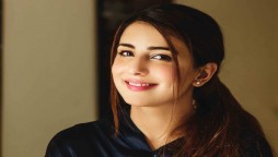 Ushna Shah’s new bold pictures viral on social media