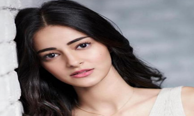 Ananya Panday shares a glimpse of her fun time at beach