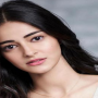 Ananya Panday shares a glimpse of her fun time at beach