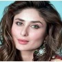 Kareena Kapoor is all set for the weekend as she shares a no-makeup look