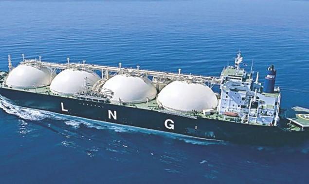 Pakistan imports 7.76% less LNG in 11 months