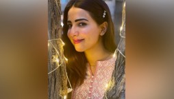 Ushna Shah's photos goes viral