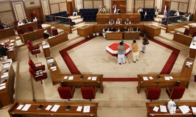Baluchistan budget 2021-22 session delayed, as opposition locks up assembly gates