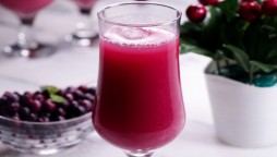 This Sweet-Sour Falsa (Grewia Asiatica) Is A Multi-Tasking Snack