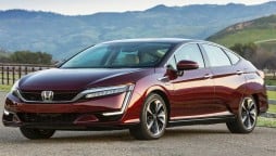 Honda will discontinue production of its hydrogen and plug-in hybrid Clarity cars