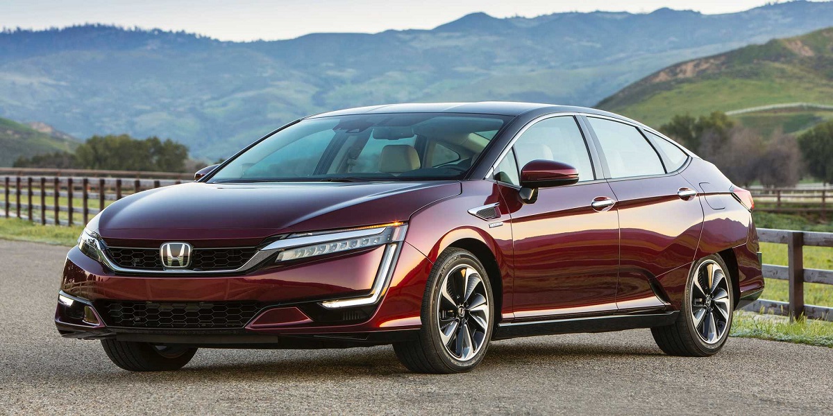 Honda will discontinue production of its hydrogen and plug-in hybrid cars