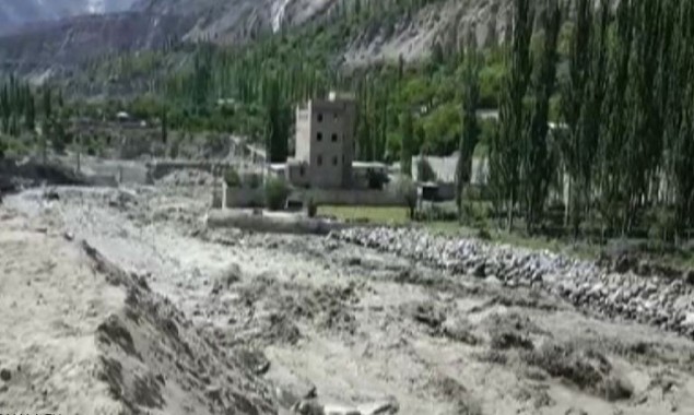 Climate change causes glaciers to melt in the upper parts of Pakistan