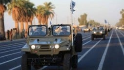 Iraq militias show off weaponry in big, anniversary parade