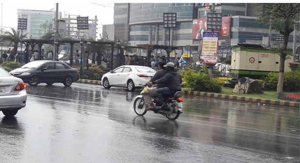 Monsoon First Spell Brings Darkness In Parts Of Karachi