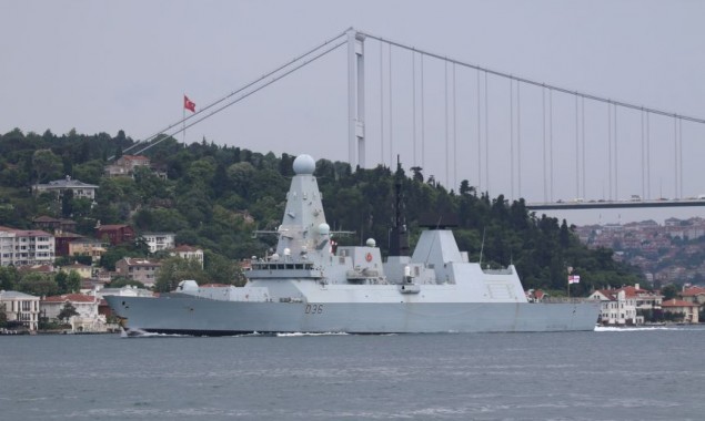 Russia fires warning shots, bombs at British destroyer to hunt it out of Crimea waters