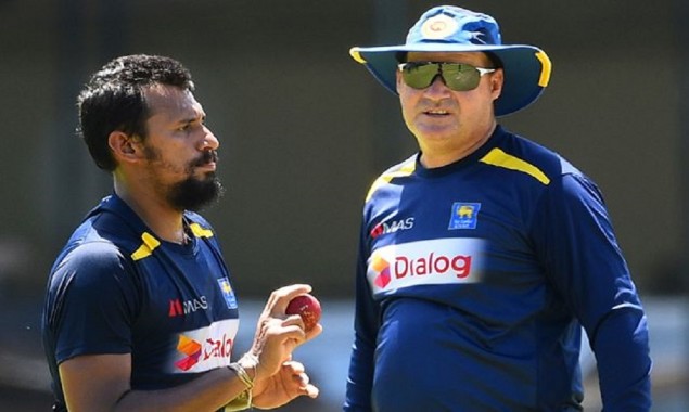 Sri Lankan cricketers have lost confidence in coach Mickey Arthur