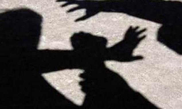 FEMALE STUDENT ASSAULTS PRINCIPAL WITH SHARP OBJECT IN JHELUM SCHOOL