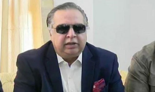 Sindh takes advantage of 18th Amendment in setting Rs25,000 minimum wage: governor