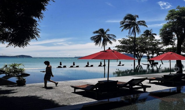 Thailand Opens its Resorts for International Tourists