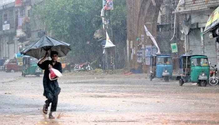 Rains Karachi lives