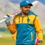 Adorable fan wins the heart of Babar Azam