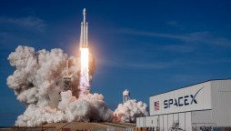 SpaceX: Falcon Heavy launching clipper mission to Europa