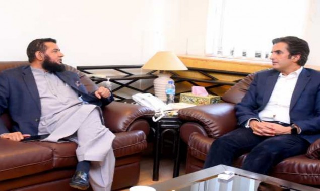 Minister briefed about investment in Hattar Economic Zone