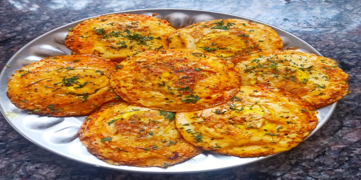 Recipe of Egg Idli Which is Fully Rich in Different Flavors and Nutrition.