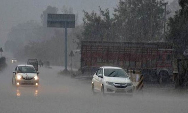 8 injured in Faislabad after roof collapse due to heavy rain and windstorm