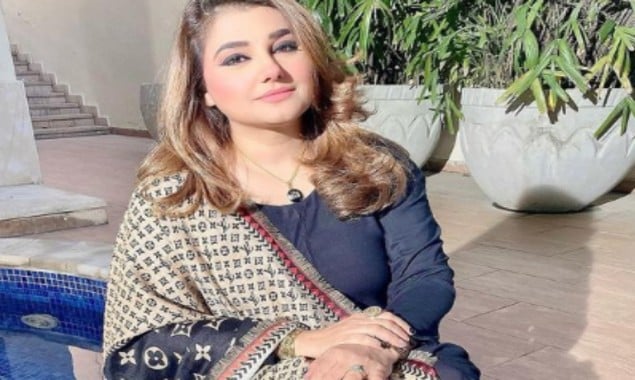 Netizens Interesting Comments on Javeria Saud’s over resembling herself with Madhubala