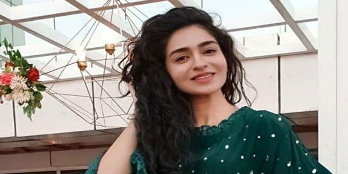 Hajra Yamin celebrates