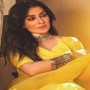 WATCH: Ayeza Khan’s stunning dance moves in saree shocks the internet