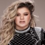 Kelly Clarkson wants to be legally considered single