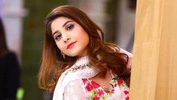 Hina Altaf looks like a sparkling star in recent photos