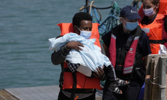 UK lawmakers say conditions for Channel migrants ‘shocking