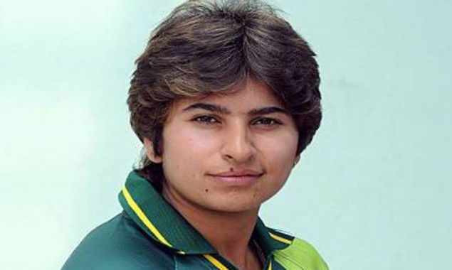 PCB Felicitates Nida Dar on completing century of T20I wickets