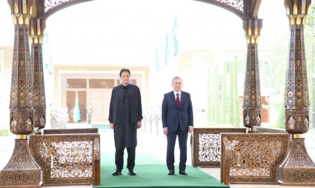 PM Imran khan in uzbek