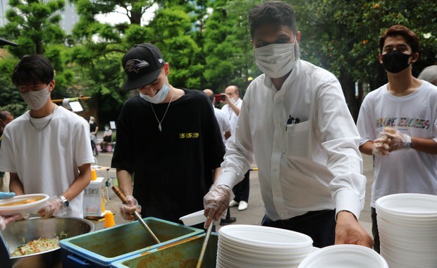 Pakistani in Japan helping homeless, detained foreigners